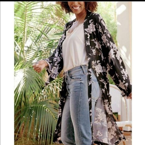 Spiritual Gangster Maya Floral Kimono Robe OS - Picture 2 of 12